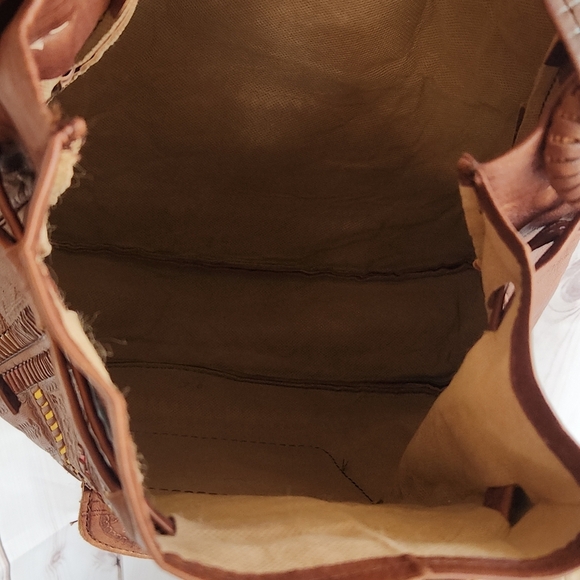 Moroccan leather bag engraved handmade leather bag, - Picture 7 of 10